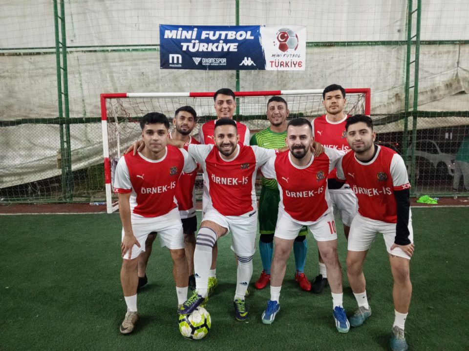 Red Tigers - Amed Fk