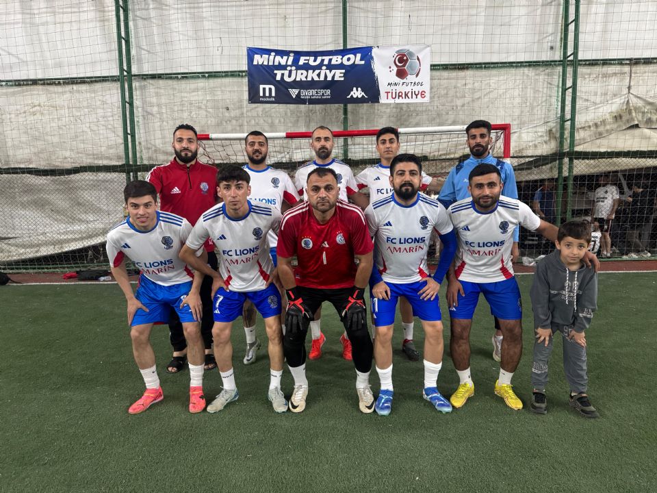 Red Tigers - FC Lions Amarin